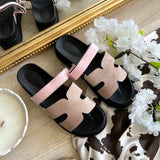 Claquettes H beige