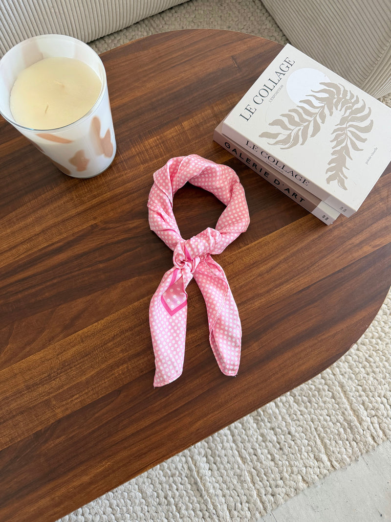 Foulard rose