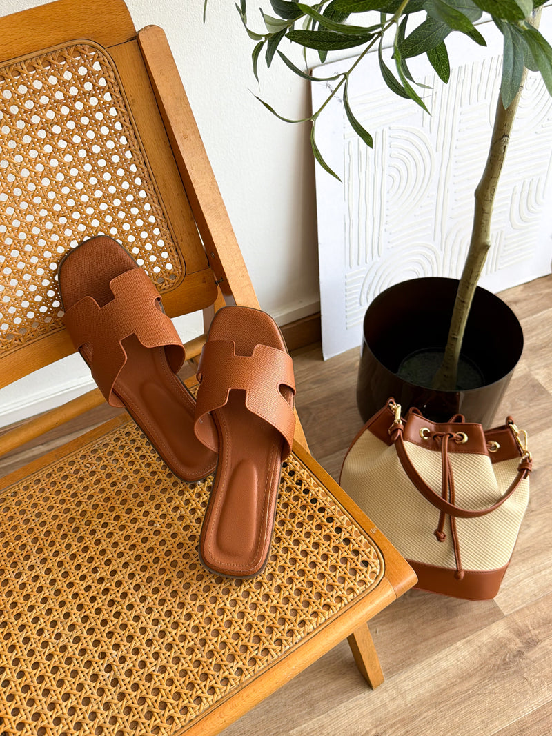 Claquettes Hermina camel