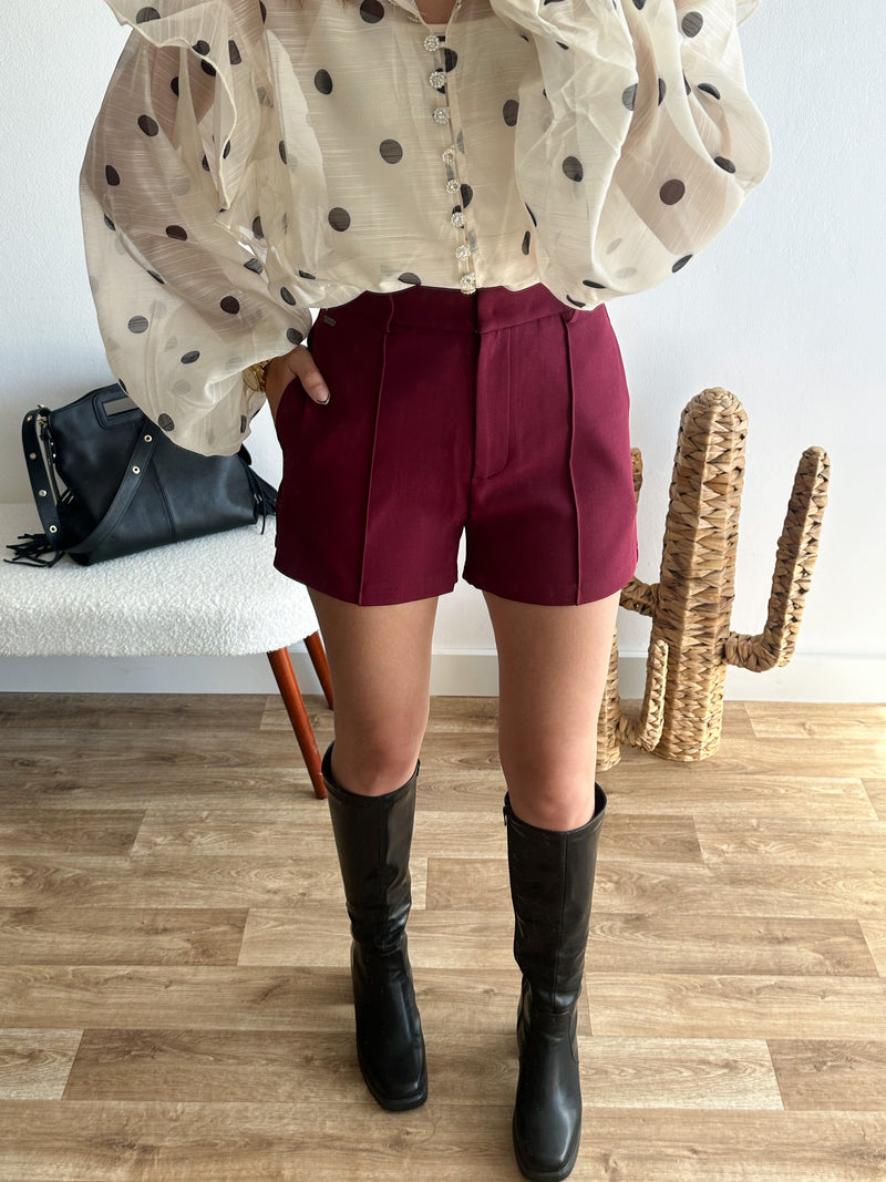 Short Lucia