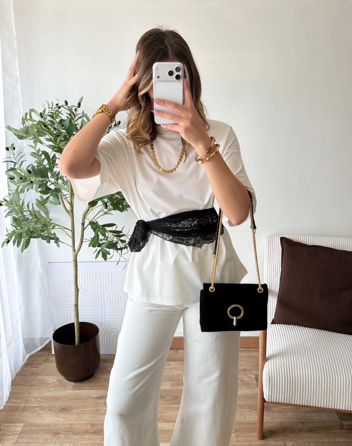 T-shirt blanc dentelle