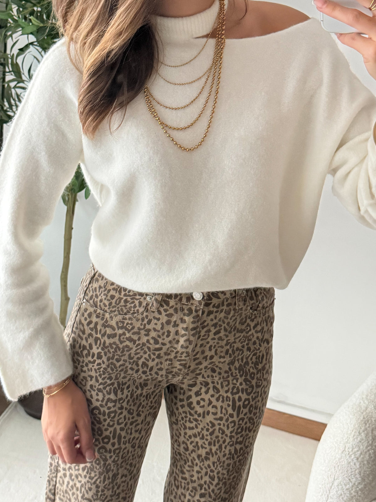 Pull asymétrique Lova blanc